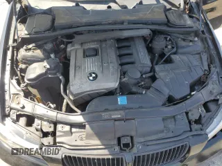 2006 BMW 3 Series 325i с VIN WBAVB13536PS66610, выставлен на аукционе Copart как лот 62310295 с пробегом 252 873 миль миль и Списание • Salvage title. История ставок и продаж доступна на DreamBid. Изображение 11.