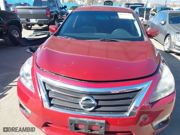 2015 Nissan Altima 2.5 S with VIN 1N4AL3APXFC196843, listed as a IAAI auction lot 41828363 with 130,331 mi miles. Bid and sale history available at carsss.com. Image 13.