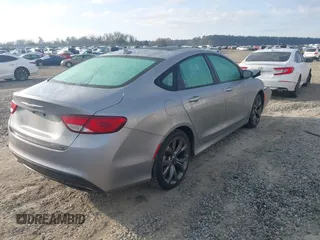 2016 Chrysler 200 S z VIN 1C3CCCBB1GN161818, wystawiony jako IAAI lot #41790359 z przebiegiem 136 416 mil mil oraz . Historia ofert i sprzedaży dostępna na DreamBid. Obrazek 4.
