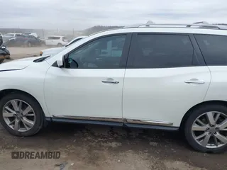 2016 Nissan Pathfinder Platinum with VIN 5N1AR2MM8GC662836, listed as a IAAI auction lot 41702450 with 149,885 mi miles. Bid and sale history available at carsss.com. Image 15.
