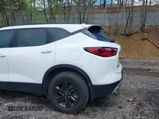2021 Chevrolet Blazer LT с VIN 3GNKBHRS1MS569998, выставлен на аукционе IAAI как лот 42178844 с пробегом 55 969 миль миль и . История ставок и продаж доступна на DreamBid. Изображение 12.