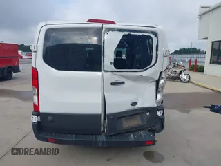 2023 Ford Transit Cargo с VIN 1FTBR1Y88PKA76644, выставлен на аукционе IAAI как лот 42382300 с пробегом 42 299 миль миль и . История ставок и продаж доступна на DreamBid. Изображение 16.