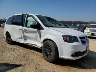 2019 Dodge Grand Caravan GT with VIN 2C4RDGEG8KR769879, listed as a Copart auction lot 48731705 with 137,139 mi miles and Salvage Title. Bid and sale history available at DreamBid. Image 4.