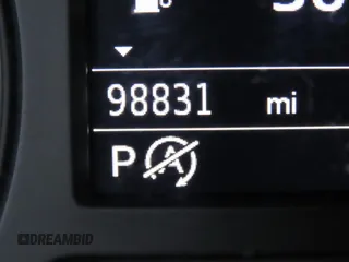 2017 Audi A3 Premium z VIN WAUAUGFF6H1044889, wystawiony jako Copart lot #58558465 z przebiegiem 98 831 mil mil oraz Tytuł czysty. Historia ofert i sprzedaży dostępna na DreamBid. Obrazek 8.