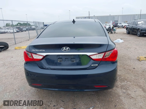 2012 Hyundai Sonata SE z VIN 5NPEC4AC7CH341786, wystawiony jako IAAI lot #41890326 z przebiegiem 114 678 mil mil oraz . Historia ofert i sprzedaży dostępna na DreamBid. Obrazek 17.