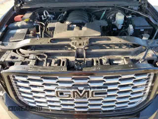 2020 GMC Yukon Denali with VIN 1GKS2CKJ4LR144035, listed as a Copart auction lot 52163455 with 67,944 mi miles and Salvage Title. Bid and sale history available at carsss.com. Image 12.