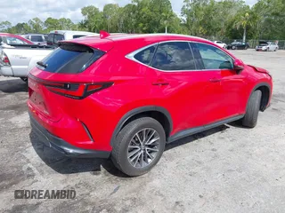2022 Lexus NX 250 z VIN 2T2ADCAZ9NC002488, wystawiony jako IAAI lot #42189416 z przebiegiem 27 086 mil mil oraz . Historia ofert i sprzedaży dostępna na DreamBid. Obrazek 4.