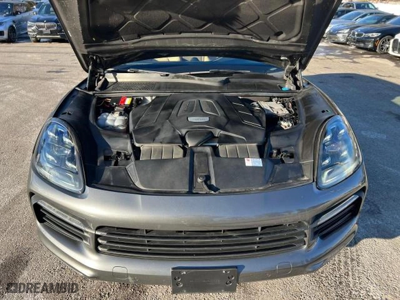2019 Porsche Cayenne with VIN WP1AA2AY0KDA13066, listed as a Copart auction lot 49590845 with 135,293 mi miles and Clean Title. Bid and sale history available at carsss.com. Image 8.