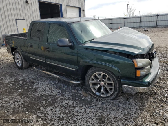 2007 Chevrolet Silverado 1500 Classic LT3 with VIN 2GCEK13Z071139205, listed as a Copart auction lot 49645585 with 158,253 mi miles and Non Repairable. Bid and sale history available at carsss.com. Image 4.