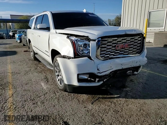 2019 GMC Yukon XL Denali with VIN 1GKS1HKJ7KR183796, listed as a Copart auction lot 45000235 with 83,931 mi miles and Salvage Title. Bid and sale history available at carsss.com. Image 14.