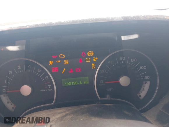 2008 Ford Explorer XLT z VIN 1FMEU73E98UA29846, wystawiony jako IAAI lot #42824300 z przebiegiem 198 198 mil mil oraz . Historia ofert i sprzedaży dostępna na DreamBid. Obrazek 7.