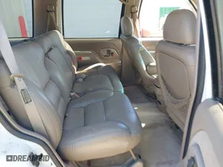 1996 Chevrolet Tahoe Limited with VIN 1GNEC13R0TJ309292, listed as a IAAI auction lot 41412643 with 219,815 mi miles. Bid and sale history available at carsss.com. Image 8.