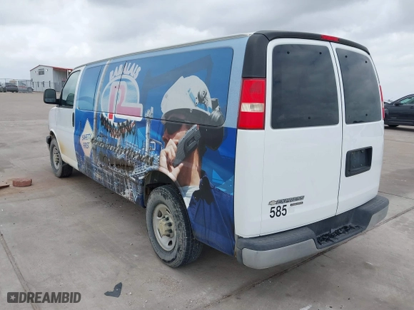 2013 Chevrolet Express Passenger 1LT with VIN 1GAZG1FA2D1176551, listed as a IAAI auction lot 41755208 with 78,045 mi miles. Bid and sale history available at carsss.com. Image 3.