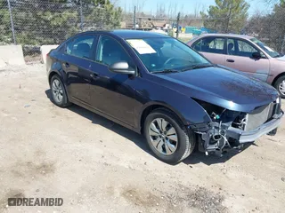 2014 Chevrolet Cruze LS with VIN 1G1PA5SH6E7269784, listed as a IAAI auction lot 42062093 with 142,408 mi miles. Bid and sale history available at carsss.com. Image 1.