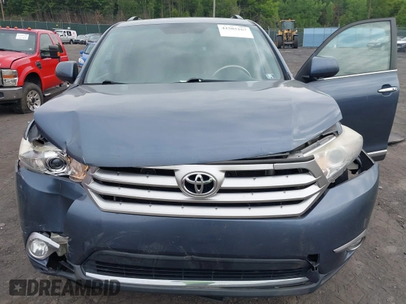 2012 Toyota Highlander Limited with VIN 5TDDK3EH4CS138265, listed as a IAAI auction lot 42505167 with 141,710 mi miles and . Bid and sale history available at DreamBid. Image 6.