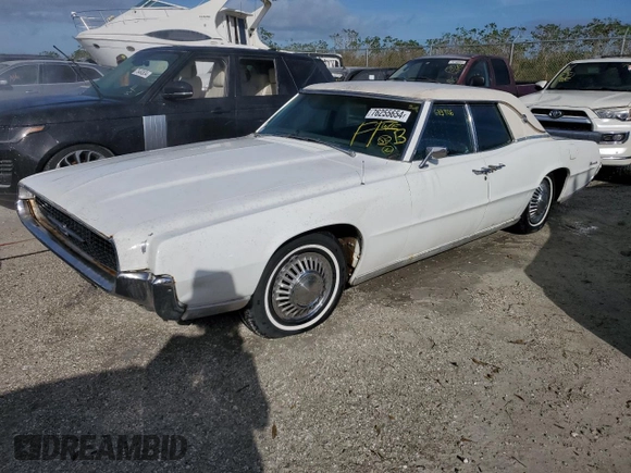 1967 Ford Thunderbird с VIN 7Y84Q116488, выставлен на аукционе Copart как лот 76255654 с пробегом 68 392 миль миль и На запчасти • Non repairable. История ставок и продаж доступна на DreamBid. Изображение 1.