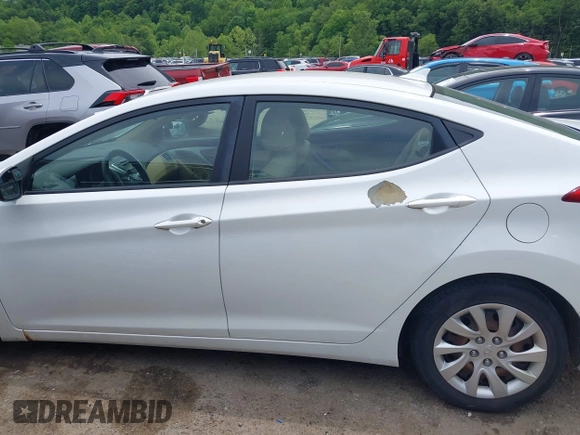 2011 Hyundai Elantra Limited с VIN 5NPDH4AE1BH032618, выставлен на аукционе IAAI как лот 42355543 с пробегом 157 926 миль миль и . История ставок и продаж доступна на DreamBid. Изображение 14.