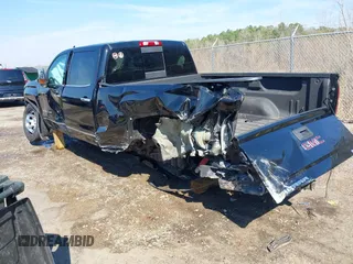 2019 GMC Sierra 2500HD Denali with VIN 1GT12SEY3KF207121, listed as a IAAI auction lot 38782753 with 87,337 mi miles. Bid and sale history available at carsss.com. Image 3.