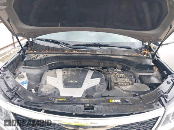 2014 Kia Sorento LX with VIN 5XYKT4A7XEG532862, listed as a IAAI auction lot 41896329 with 97,861 mi miles and . Bid and sale history available at carsss.com. Image 10.