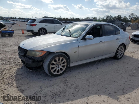 2007 BMW 3 Series 335i with VIN WBAVB73547VF52520, listed as a Copart auction lot 81725714 with 157,455 mi miles and Clean Title. Bid and sale history available at carsss.com. Image 1.