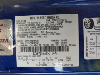 2014 Ford Mustang V6 z VIN 1ZVBP8EM5E5315477, wystawiony jako IAAI lot #42222514 z przebiegiem 215 618 mil mil oraz . Historia ofert i sprzedaży dostępna na DreamBid. Obrazek 9.