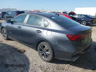 2024 Kia Forte LXS with VIN 3KPF24AD4RE715137, listed as a IAAI auction lot 41996954 with 32,115 mi miles. Bid and sale history available at carsss.com. Image 3.