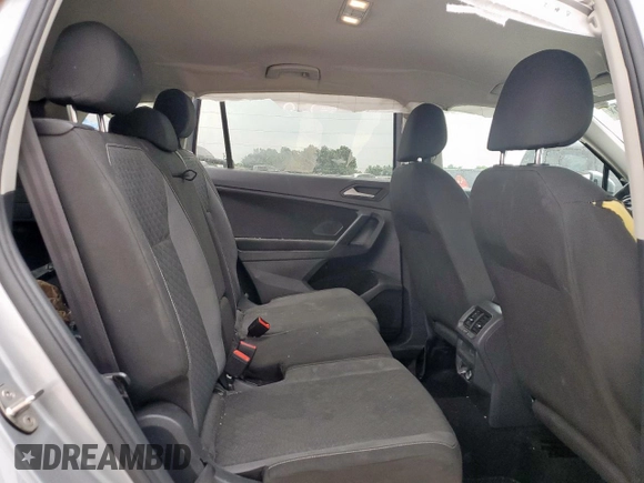 2021 Volkswagen Tiguan S with VIN 3VV1B7AX0MM033300, listed as a Copart auction lot 57270715 with 70,125 mi miles and Salvage title. Bid and sale history available at DreamBid. Image 11.