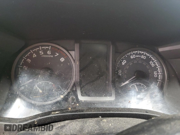 2017 Toyota Tacoma SR5 z VIN 3TMCZ5AN3HM087489, wystawiony jako Copart lot #53017955 z przebiegiem Nie podano mil oraz Szkoda całkowita • Salvage title. Historia ofert i sprzedaży dostępna na DreamBid. Obrazek 9.
