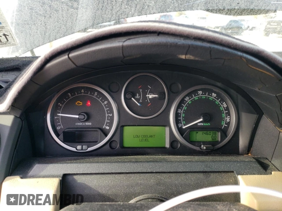 2006 Land Rover LR3 HSE with VIN SALAG25426A410768, listed as a Copart auction lot 42394805 with 146,038 mi miles and Salvage title. Bid and sale history available at DreamBid. Image 9.