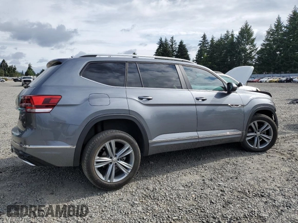 2018 Volkswagen Atlas SE with VIN 1V2PR2CA4JC555911, listed as a Copart auction lot 61905125 with 101,860 mi miles and Salvage title. Bid and sale history available at DreamBid. Image 3.