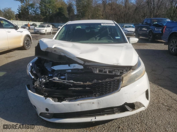 2017 Kia Forte LX with VIN 3KPFK4A74HE071065, listed as a Copart auction lot 86698254 with 55,628 mi miles and Salvage Title. Bid and sale history available at carsss.com. Image 5.