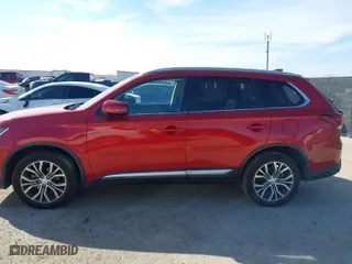 2017 Mitsubishi Outlander SE with VIN JA4AD3A36HZ016577, listed as a IAAI auction lot 41586324 with 69,895 mi miles. Bid and sale history available at carsss.com. Image 14.