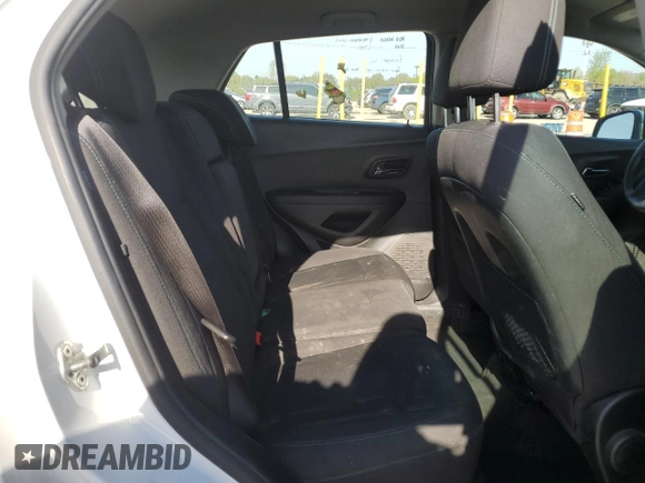 2016 Chevrolet Trax LS z VIN 3GNCJKSB5GL267384, wystawiony jako Copart lot #52670285 z przebiegiem 206 071 mil mil oraz Szkoda całkowita • Salvage title. Historia ofert i sprzedaży dostępna na DreamBid. Obrazek 11.