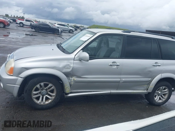 2006 Suzuki XL-7 LX with VIN JS3TX92V164107552, listed as a IAAI auction lot 41934757 with 158,985 mi miles. Bid and sale history available at carsss.com. Image 14.