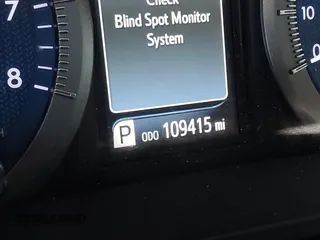 2016 Toyota Sienna XLE with VIN 5TDYK3DCXGS762035, listed as a IAAI auction lot 41664706 with 109,415 mi miles. Bid and sale history available at carsss.com. Image 15.