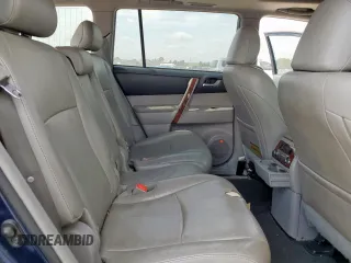 2012 Toyota Highlander Limited with VIN 5TDYK3EH3CS050227, listed as a Copart auction lot 58998135 with 216,701 mi miles and Salvage title. Bid and sale history available at DreamBid. Image 11.
