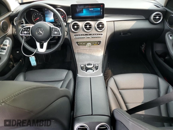2019 Mercedes-Benz C 300 z VIN 55SWF8DB5KU314619, wystawiony jako Copart lot #58915565 z przebiegiem 72 203 mil mil oraz Szkoda całkowita • Salvage title. Historia ofert i sprzedaży dostępna na DreamBid. Obrazek 8.