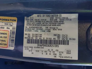 2016 Ford Fusion SE with VIN 3FA6P0HD3GR251205, listed as a IAAI auction lot 41678464 with 211,140 mi miles. Bid and sale history available at carsss.com. Image 9.