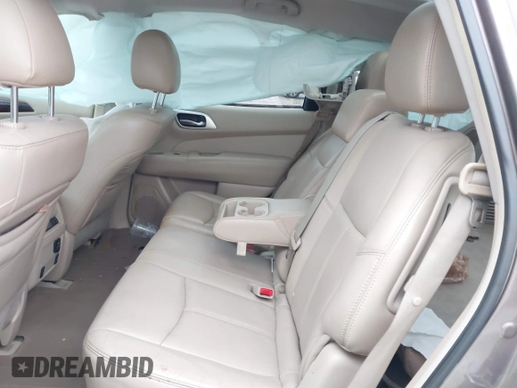 2013 Nissan Pathfinder S with VIN 5N1AR2MM5DC689696, listed as a IAAI auction lot 41445945 with 121,902 mi miles. Bid and sale history available at carsss.com. Image 8.