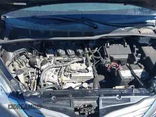 2012 Toyota Sienna XLE with VIN 5TDDK3DC1CS047105, listed as a IAAI auction lot 41901541 with 176,476 mi miles. Bid and sale history available at carsss.com. Image 10.