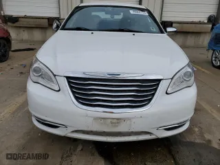 2013 Chrysler 200 Limited with VIN 1C3CCBCG4DN612157, listed as a Copart auction lot 48062755 with 101,205 mi miles and Salvage Title. Bid and sale history available at carsss.com. Image 5.