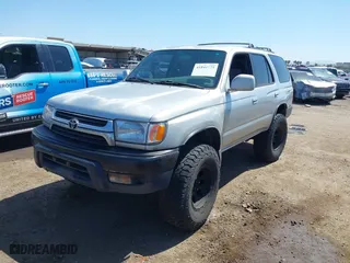 2001 Toyota 4Runner SR5 with VIN JT3GN86R810210887, listed as a IAAI auction lot 41841575 with 414,348 mi miles. Bid and sale history available at carsss.com. Image 17.