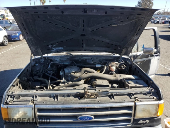 1989 Ford Bronco Custom with VIN 1FMEU15H1KLA71087, listed as a Copart auction lot 89330975 with 98,096 mi miles and Salvage Title. Bid and sale history available at DreamBid. Image 12.