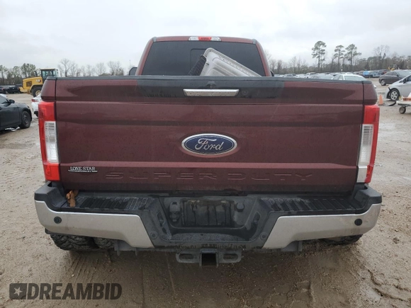 2017 Ford F-350 Lariat z VIN 1FT8W3DT3HEB47256, wystawiony jako Copart lot #44770575 z przebiegiem 140 572 mil mil oraz Szkoda całkowita • Salvage title. Historia ofert i sprzedaży dostępna na DreamBid. Obrazek 6.