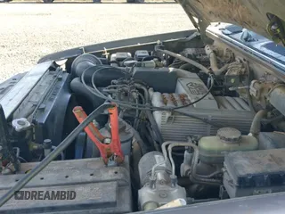 1997 Ford Explorer XLT z VIN 1FMDU35P4VUA75731, wystawiony jako IAAI lot #41718234 z przebiegiem 194 358 mil mil oraz . Historia ofert i sprzedaży dostępna na DreamBid. Obrazek 12.