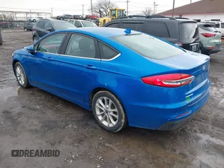 2020 Ford Fusion SE with VIN 3FA6P0HD1LR149783, listed as a IAAI auction lot 41671712 with 88,699 mi miles. Bid and sale history available at carsss.com. Image 3.