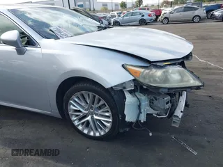 2013 Lexus ES 250 with VIN JTHBK1GG3D2061153, listed as a IAAI auction lot 41871089 with 120,434 mi miles and . Bid and sale history available at DreamBid. Image 18.