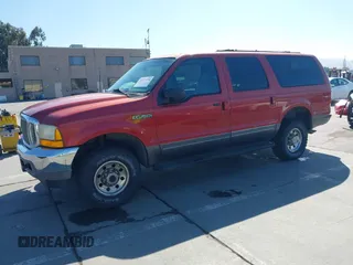 2001 Ford Excursion XLT z VIN 1FMNU41S11EB32749, wystawiony jako IAAI lot #42677214 z przebiegiem 178 624 mil mil oraz . Historia ofert i sprzedaży dostępna na DreamBid. Obrazek 18.
