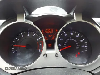 2013 Nissan Juke S with VIN JN8AF5MR5DT211244, listed as a IAAI auction lot 42066053 with 174,018 mi miles. Bid and sale history available at carsss.com. Image 7.