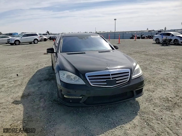 2012 Mercedes-Benz S-Class S 550 with VIN WDDNG7DBXCA422271, listed as a Copart auction lot 47026605 with 92,190 mi miles and Salvage Title. Bid and sale history available at carsss.com. Image 11.